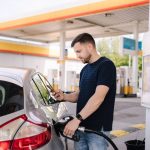 Ceny paliw: Czy to już koniec obniżek? Oto co czeka kierowców