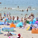 Polacy planują rekordowe wydatki na wakacje. Nowe dane zaskakują
