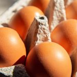 Śniadania staną się droższe? Eksperci ostrzegają przed podwyżkami cen jaj