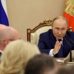 Rosyjska gospodarka wyraźnie hamuje. Putin szuka winnych