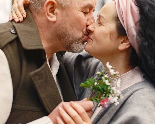 Nie tylko w Dniu Pocałunku. 7 powodów, by całować się codziennie