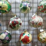 Chińskie bombki zalewają Polskę, nasze produkty popularne za granicą