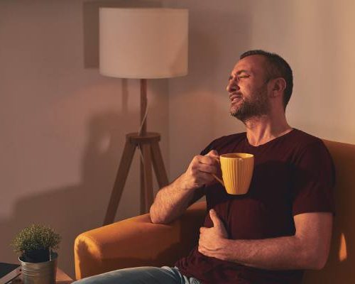 Przeciążona wątroba może zepsuć święta. Zobacz, jak zapobiec bólowi wątroby i jak łagodzić go naturalnymi metodami