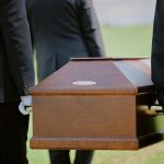 Zasiłek pogrzebowy 2026: wyższa kwota i krótszy czas wypłaty