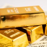 Złoto najdroższe w historii. Co napędza historyczne wzrosty cen?