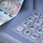 Wypłaty z bankomatów będą droższe? Wyższe prowizje wkrótce