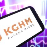 KGHM niespodziewanie odwołuje prezesa i wiceprezesa. Kurs akcji spada