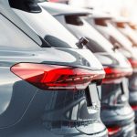 100 tys. nowych aut czeka na nabywców. Dostępne od ręki, z dużymi rabatami