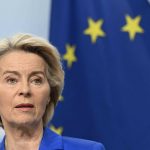 UE wstrzymuje zatwierdzenie wielkiej umowy handlowej z USA