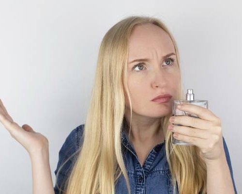 Osłabienie węchu, smaku, a nawet ich brak. Warto je leczyć, a pomaga m.in. domowy trening powonienia