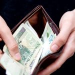 Europejskie kraje zachęcają do trzymania gotówki. Co na to NBP?