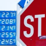 Zmieniali ceny paliw co kilka minut. Drastyczna decyzja rządu