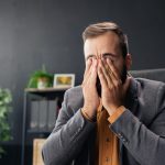 Coraz więcej L4 ze względu na zdrowie psychiczne. Najwięcej wystawiono w wakacje