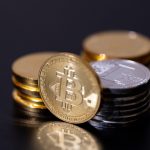 Ilu Polaków posiada kryptowaluty? Nowe dane pokazują skalę zjawiska