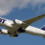 Linie lotnicze pod presją drożejącego paliwa. Co zrobi LOT?